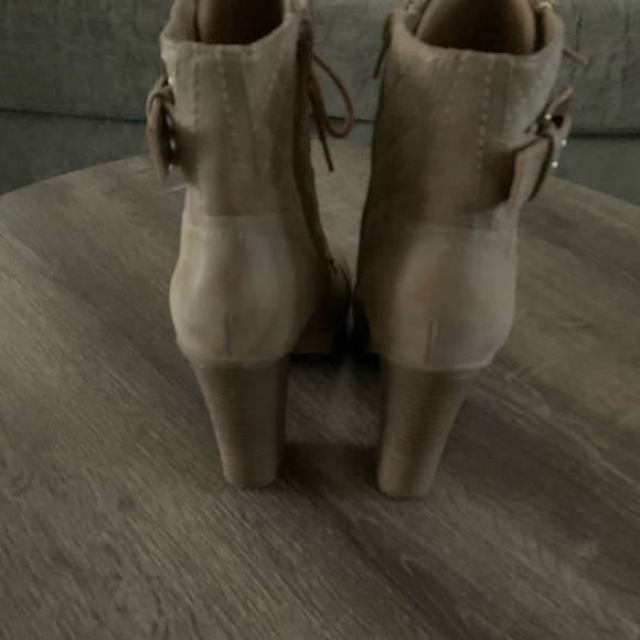 Ladies Boots - Picture 5 of 8